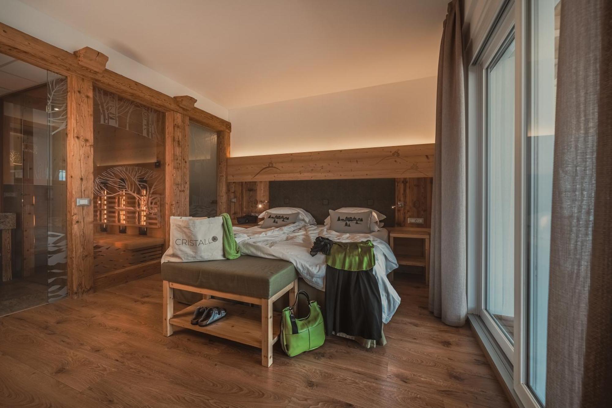 Cristallo Sport & Wellness Hotel Levico Terme Exteriör bild