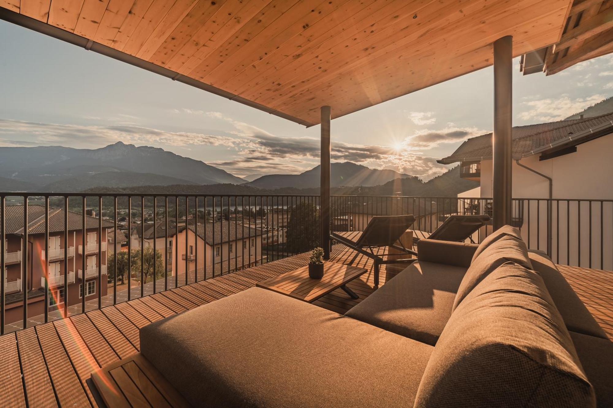 Cristallo Sport & Wellness Hotel Levico Terme Exteriör bild